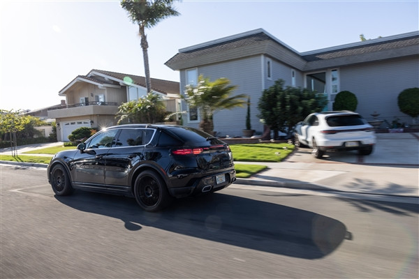 保時捷首款純電SUV！Macan EV更多信息曝光：100度跑500公里