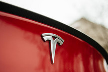 美国电车需求降温又一迹象!特斯拉(TSLA.US)大客户赫兹(HTZ.US)甩卖2万辆电车