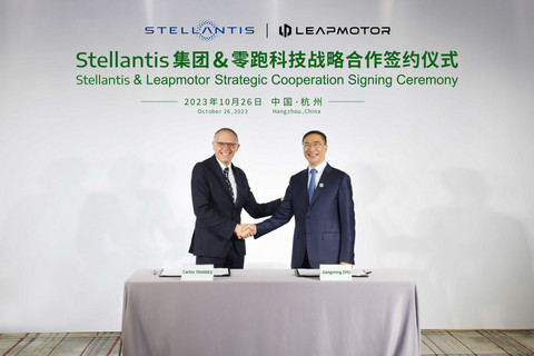 同比亏损收窄,全年毛利与现金流首次转正,零跑自我造血“拐点”浮现