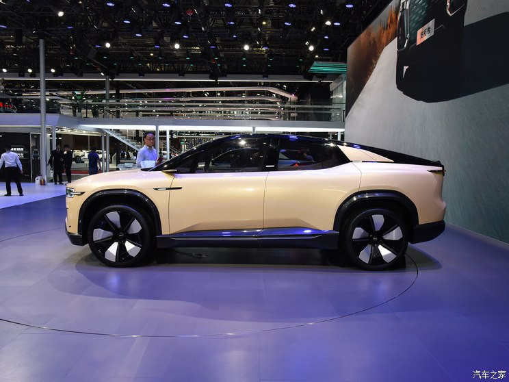 長(zhǎng)安汽車 長(zhǎng)安CD701 2022款 概念版