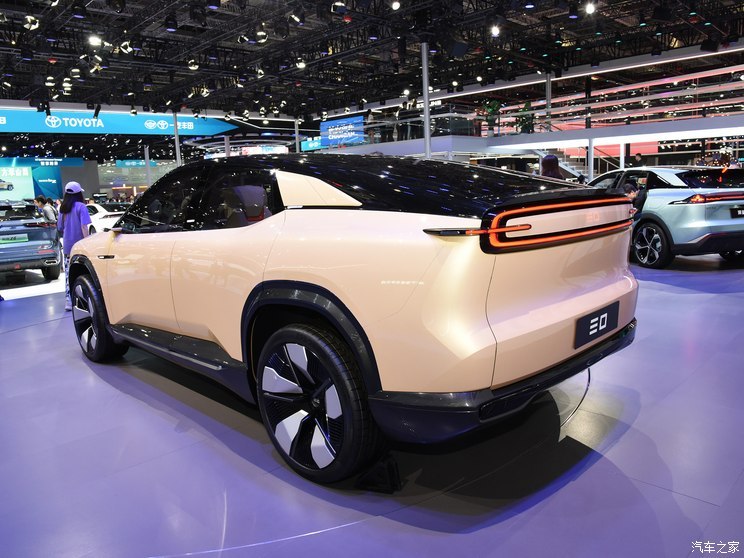 長(zhǎng)安汽車 長(zhǎng)安CD701 2022款 概念版