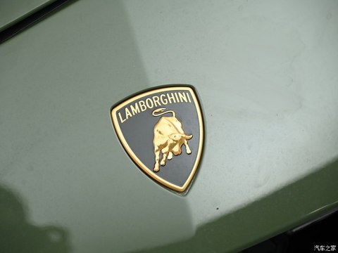 兰博基尼 Urus 2022款 4.0T V8 Performante