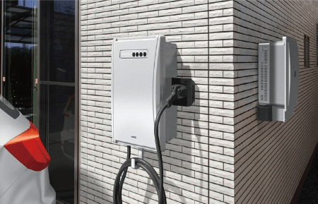 日本最小、最轻的V2X解决方案之一!英飞凌与OMRON Social Solutions合作推出新型车联网充电系统