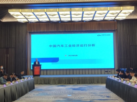 新引擎、新动力、新未来 “磁流变减振电控悬架系统应用研讨会”扬州召开