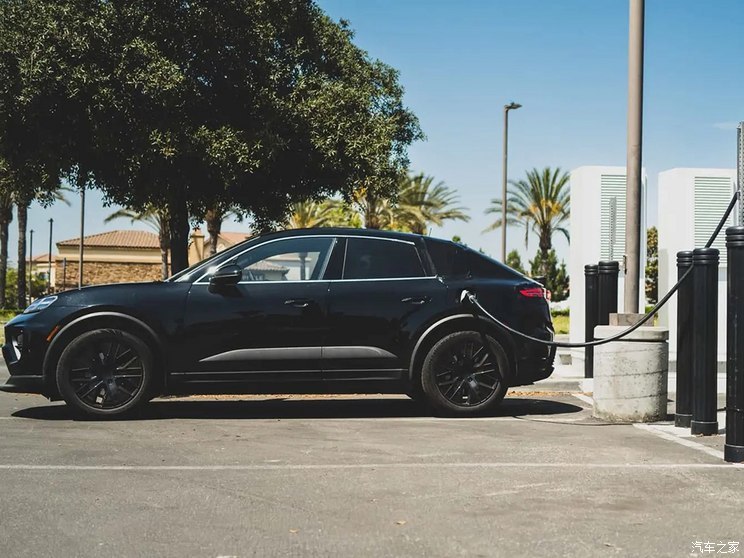 保時(shí)捷 Macan新能源 2024款 EV 基本型