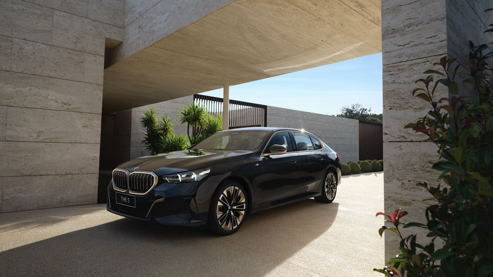 油電同價(jià)43.99萬(wàn)起 全新BMW 5系上市