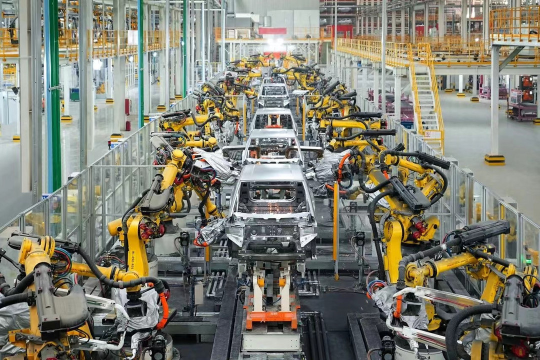 本土企業(yè)強(qiáng)勢(shì)出海，2024年乘用車出口欲破500萬(wàn)大關(guān)