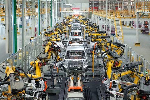 本土企业强势出海,2024年乘用车出口欲破500万大关