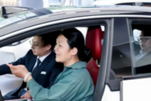 智界S7，交车“遥遥无期”？丨调查