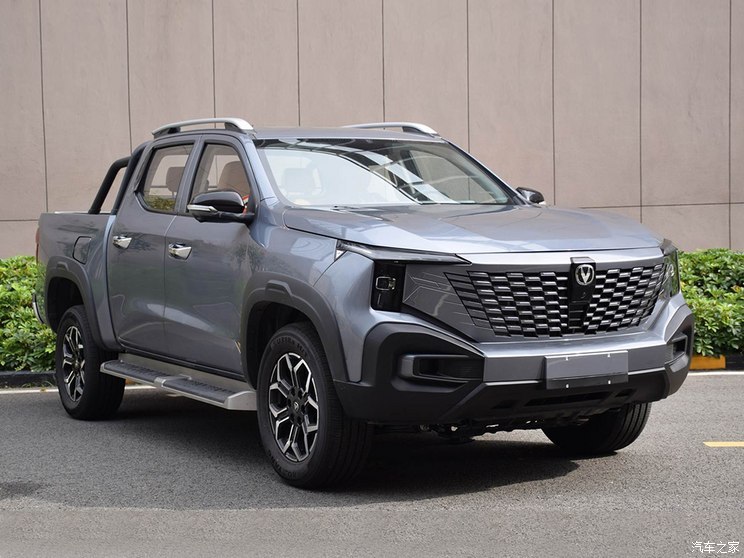 長(zhǎng)安汽車(chē) 長(zhǎng)安獵手 2024款 2.0T 兩驅(qū)標(biāo)箱