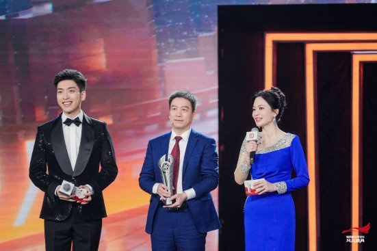 ���������ٻ���Ľ졶�й���������ʢ�䡷�����