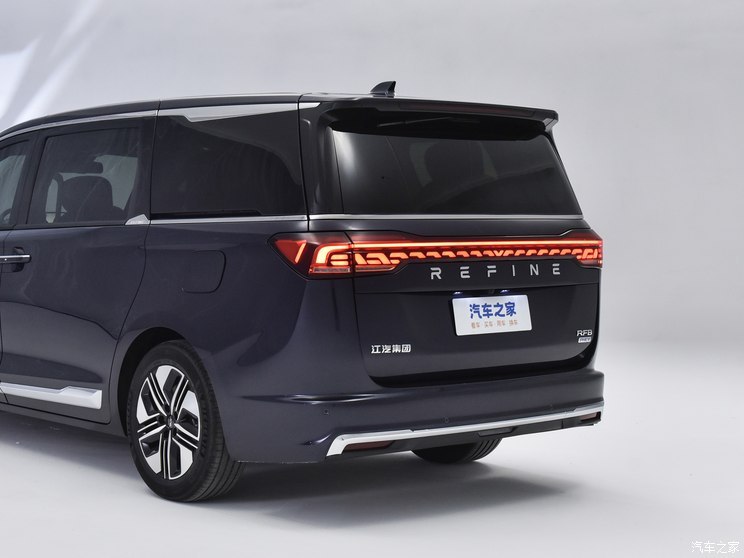 江汽集團(tuán) 瑞風(fēng)RF8 PHEV 2024款 智聆版 1.5T 150KM 旗艦型