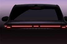 巴黎車展全球首秀 零跑B10官方預(yù)告圖發(fā)布