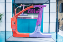 岚图汽车突破技术垄断,发布全球首创2000MPa激光拼焊门环