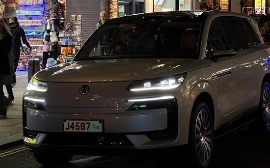 氣場強大 比亞迪騰勢N9實車海外曝光