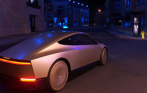 特斯拉上场,Robotaxi又行了?