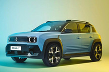 雷諾在巴黎車展推出R4 E-Tech電動車，售價低于3.5萬歐元