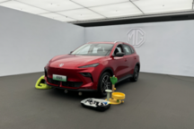 MG ES5纯电SUV亮相：8秒破百，续航高达525km