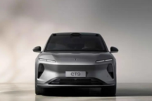 蔚来ET9智能底盘技术辟谣，主动悬架功能即将亮相