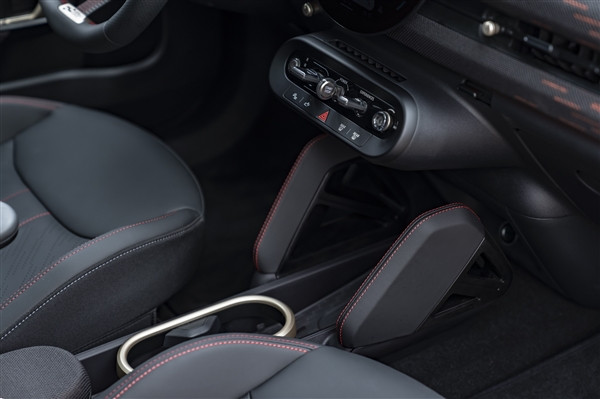 MINI純電JCW
