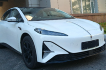 红旗E009纯电SUV曝光,2025年投产,搭载210kW电机
