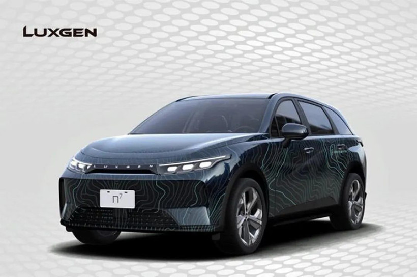 從師出豪門的Model D來看，富士康造車之心依然“撲通撲通”？