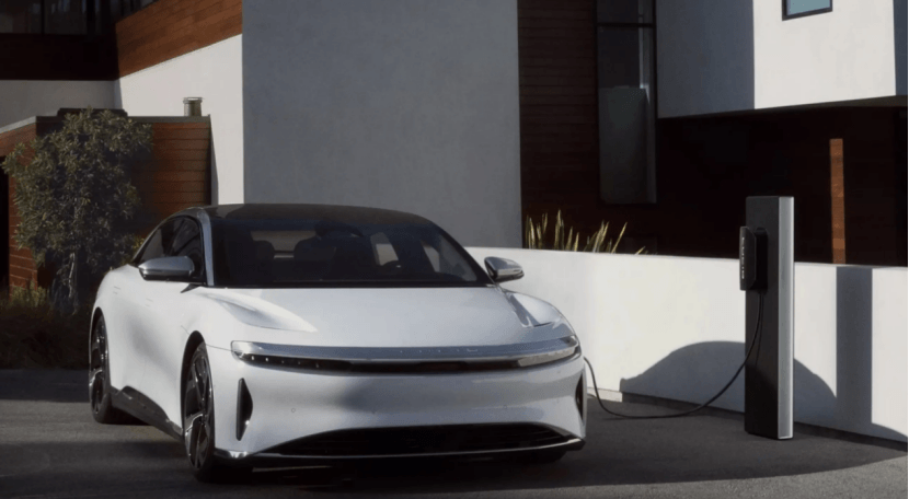 Lucid CEO：2030年前無法實現無人駕駛