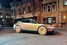 特斯拉第三季度财报亮眼，马斯克预告2025年推21万以下电动车