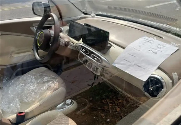 微型電動車銷冠 全新五菱宏光MINIEV四門版亮相：上下車更方便了