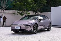 小鵬P7+的鷹眼視覺智駕牛在哪？端到端究竟是什么？一文帶你看懂