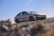 荣威D7 DMH创吉尼斯纪录：超2200km续航，全球最低油耗混动B级车