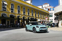 全新一代MINI Cooper燃油版將于廣州車展上市