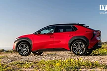 丰田利润下滑，推迟电动车投资以保持财务健康