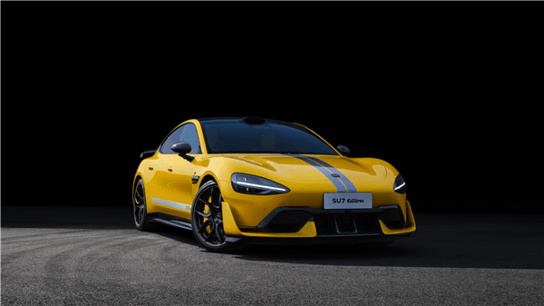 地表最快四門量產(chǎn)車！小米SU7 Ultra參加廣州車展：首次公開亮相