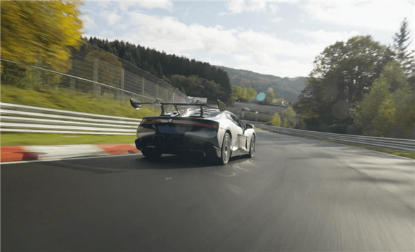 391.94km/h！比亞迪仰望U9刷新中國汽車極速記錄