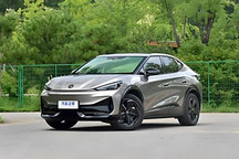 ID.UNYX與眾官方降價4萬元 調價后16.99萬元起 金標大眾轎跑SUV