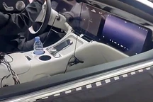 华为江淮合作百万级豪华轿车“尊界”内饰曝光，广州车展亮相