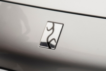 “仰望U7广州车展预售启动,百万级新能源旗舰轿车亮相”