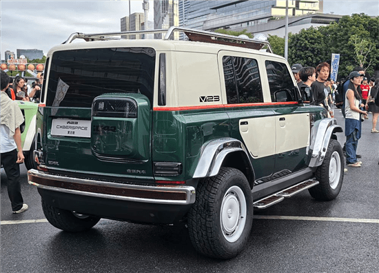 造型獨(dú)特 iCAR V23 CYBERSPACE復(fù)古版亮相