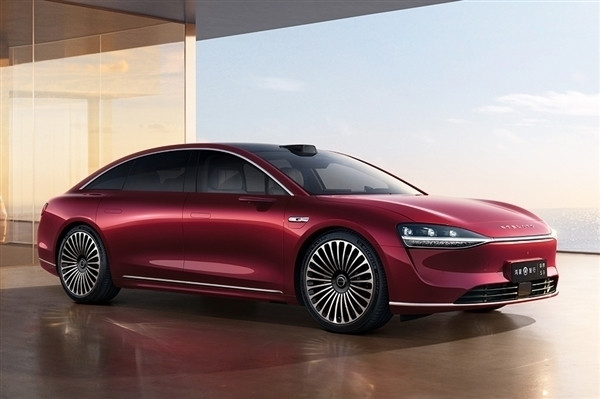 10月份40萬以上純電轎車銷量排行出爐：享界S9以一抵九
