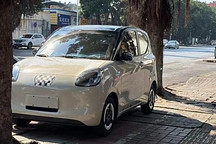 全新五菱宏光MINIEV三門版實車諜照 設計Q萌 顏值提升 配置不低