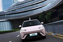 無需任何限定的“銷冠”，海鷗徹底重塑A00級轎車市場