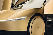 特斯拉Cybercab實車到店 很科幻 僅售21萬的無人駕駛汽車