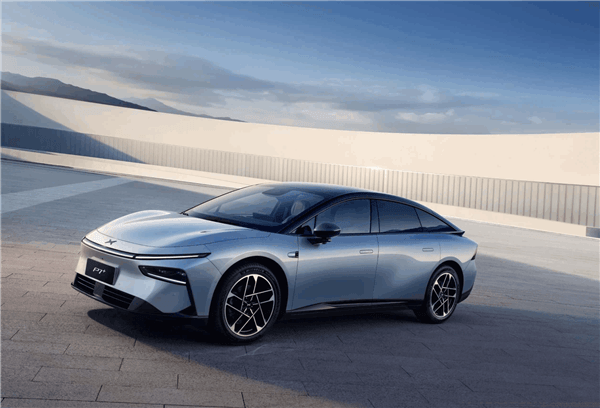 P7+上市熱銷：小鵬汽車銷量飆升躋身行業(yè)前四