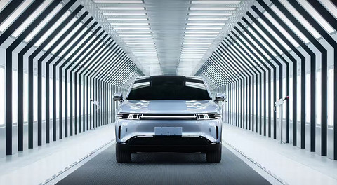 新能源汽车,赢在“智造”起跑线上