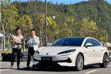 博主親測騰勢Z9 140km/h爆胎！一個詞形容：無感