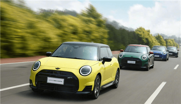 降價后一車難求！電動版MINI延續優惠政策：14.88萬起售