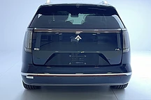 广汽埃安昊铂HL纯电SUV亮相，750km续航+800V快充明年3月上市