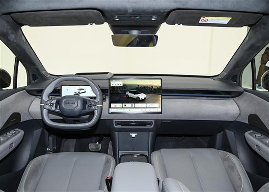 領克Z20將推標續版車型 預計12月22日上市