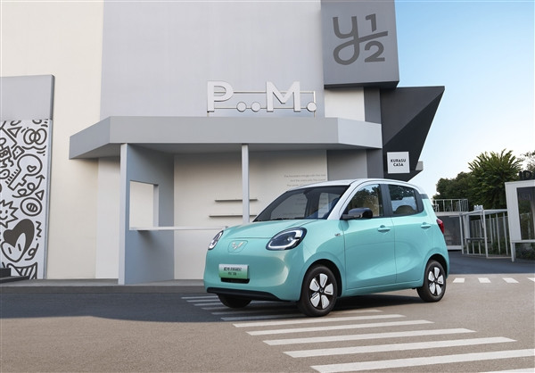 微型電車銷冠 全新宏光MINIEV四門版官圖發(fā)布：上下車更方便了